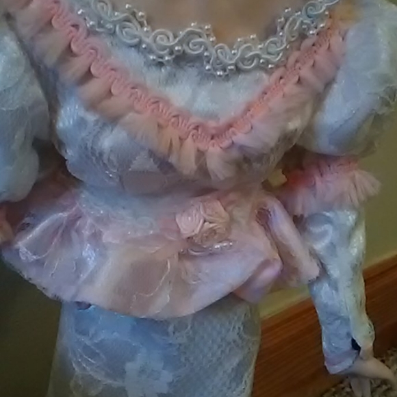 New Paradise Galleries Doll set - Picture 6 of 8